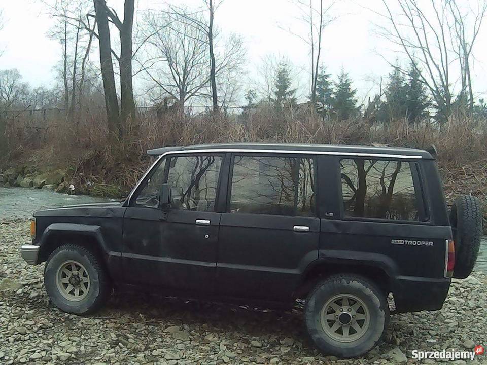 Isuzu trooper 26 kat gaz lpg 220000km Andrychów