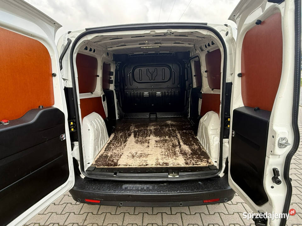 Opel Combo Opel Combo 16CDTi 20117r L2H1 Long światła przeciwmgłowe Sokołów Podlaski sprzedam