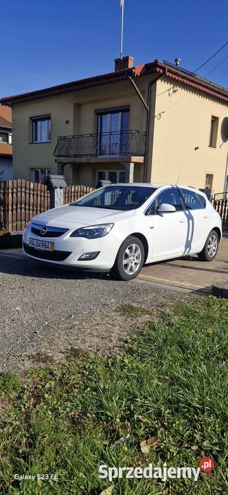 Opel Astra J 14T 2011 Klima 2stref Tempomat benzyna Kraśnik