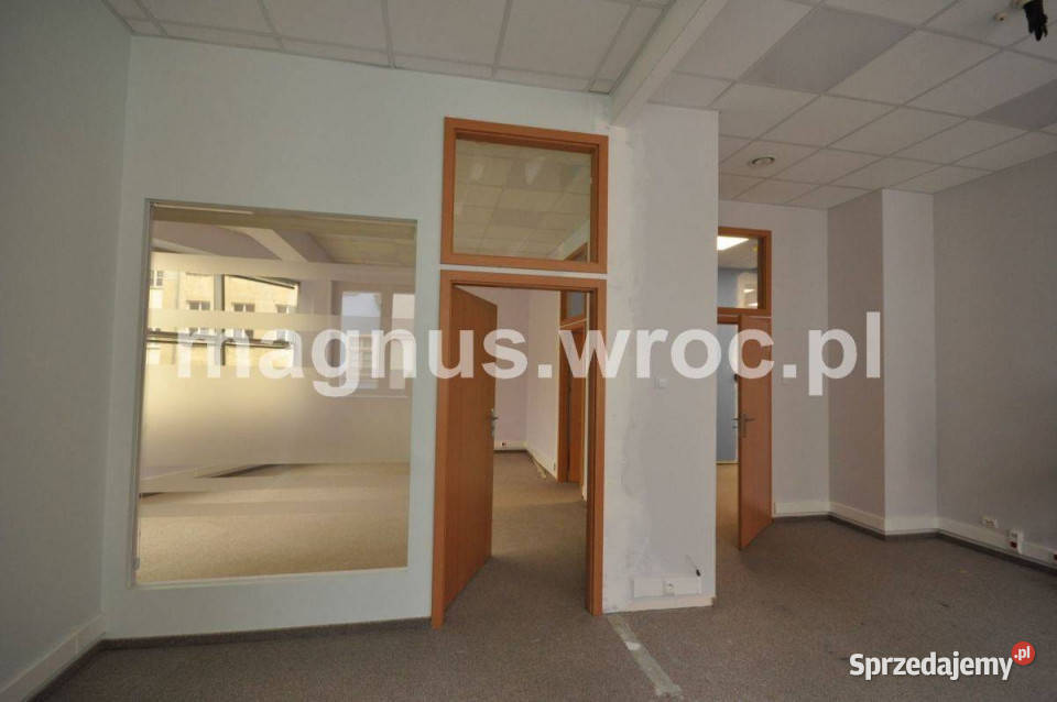 Powierzchnia birowa do wynajęcia na Wrocławskim Ilość pomieszczeń 7 Wrocław sprzedam
