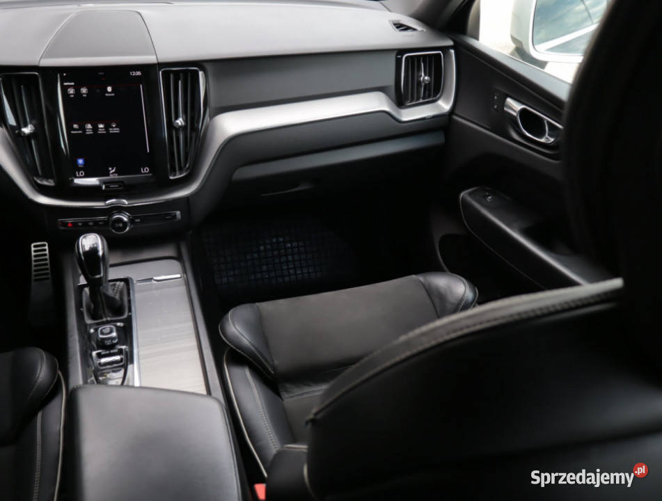 Volvo XC60 D3 hak Lublin sprzedam