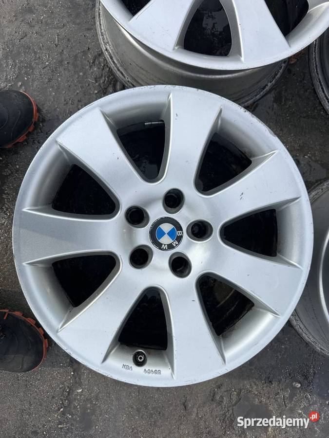 Komplet alufelg Bmw 8Jx17H2 ET18 5x120 Żmigród