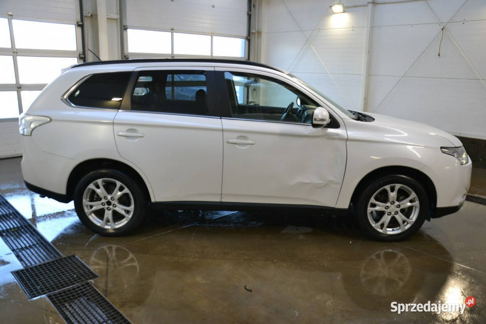 Mitsubishi Outlander 23 D 156 4x4 KAMERA COFANIA 157391km Kęty
