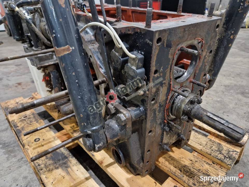 Tylny most Lamborghini R5130 Tylny most Byków