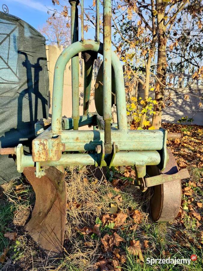 Pług dwuskibowy 2 skibowy