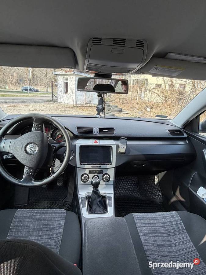 Volkswagen Passat B6 manualna