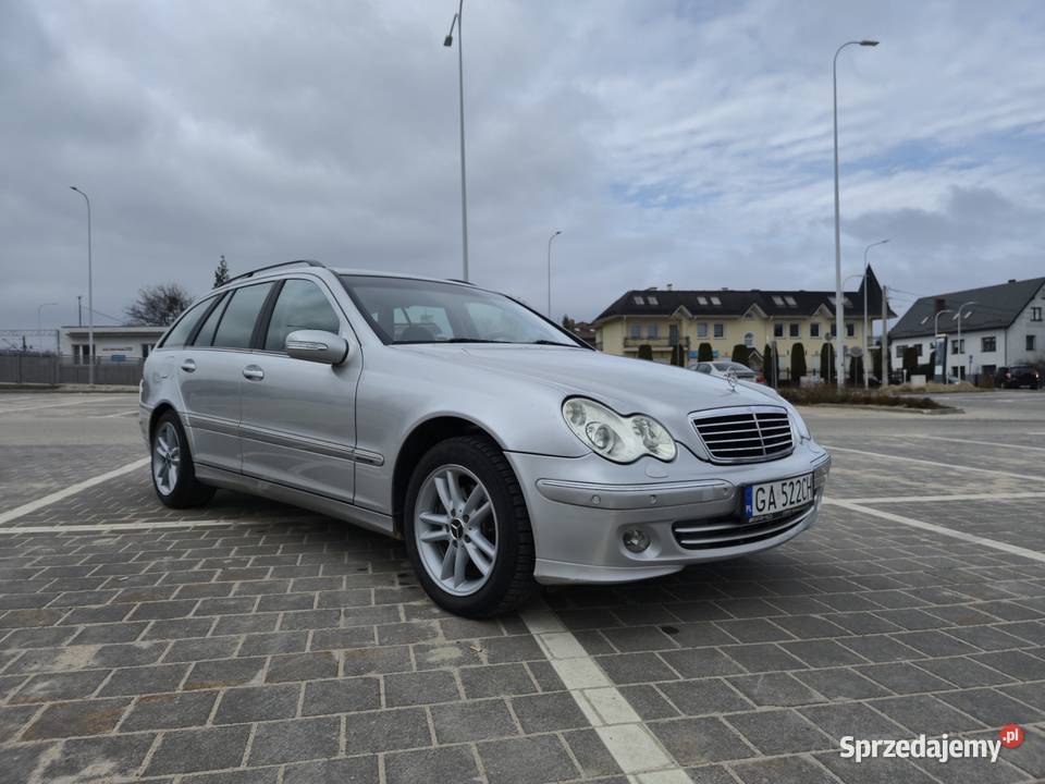 MercedesBenz Klasa C 220CDI avantgarde Rumia