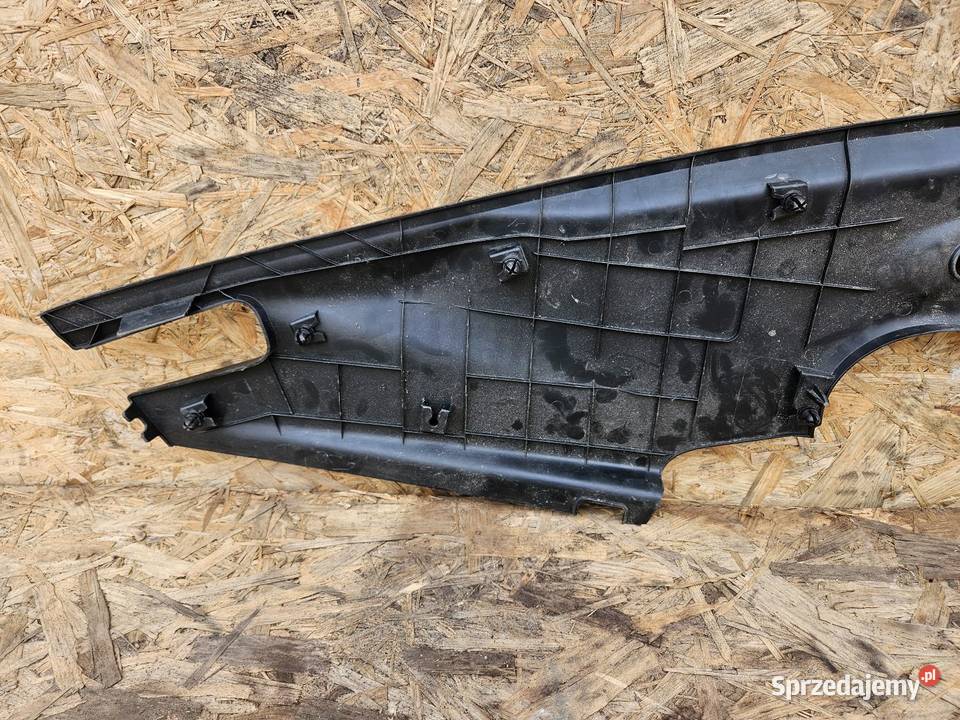 TESLA MODEL S LIFT MASKOWNICA WANNY PRAWA osobowe wielkopolskie Międzychód