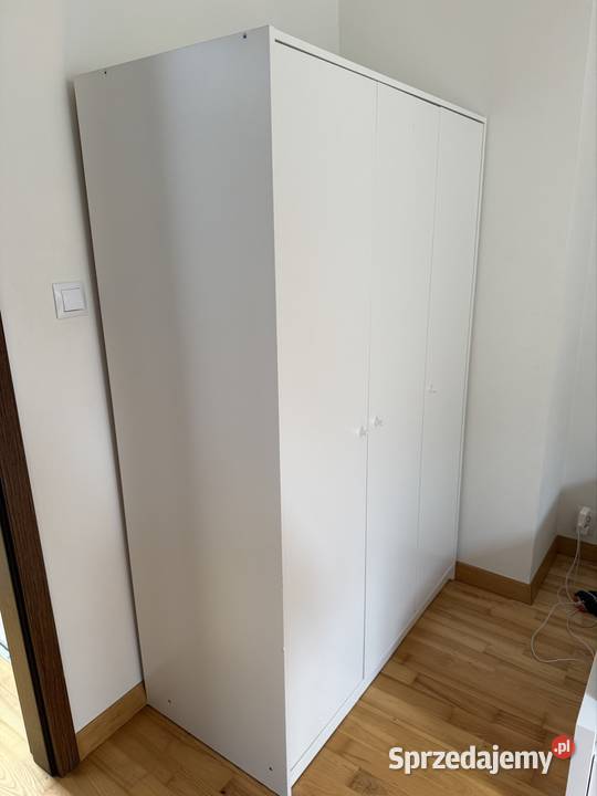 Biała szafa IKEA Wieliczka