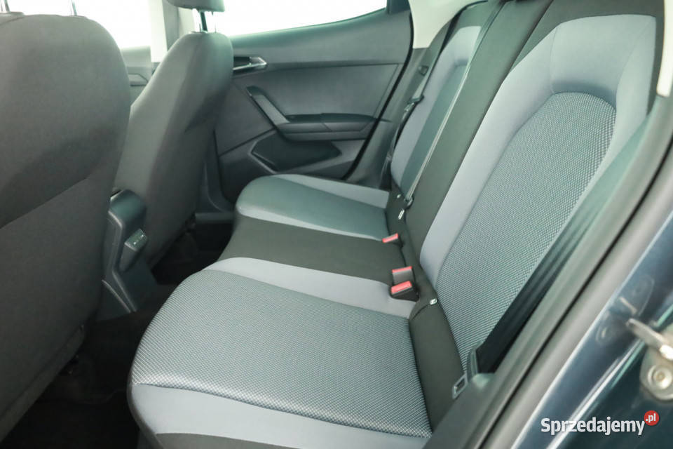 Seat Arona 10 TSI światła do jazdy dziennej