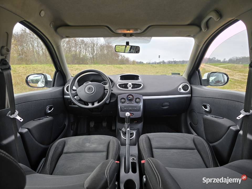 Renault Clio 15 dCi Alize HAK faktura VAT Długi Clio Wrocław