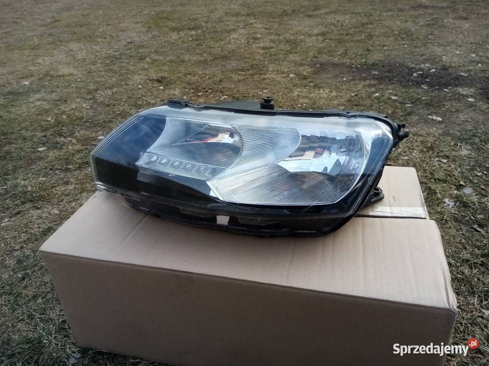 Lampa lewa Skoda Rapid lift mazowieckie sprzedam