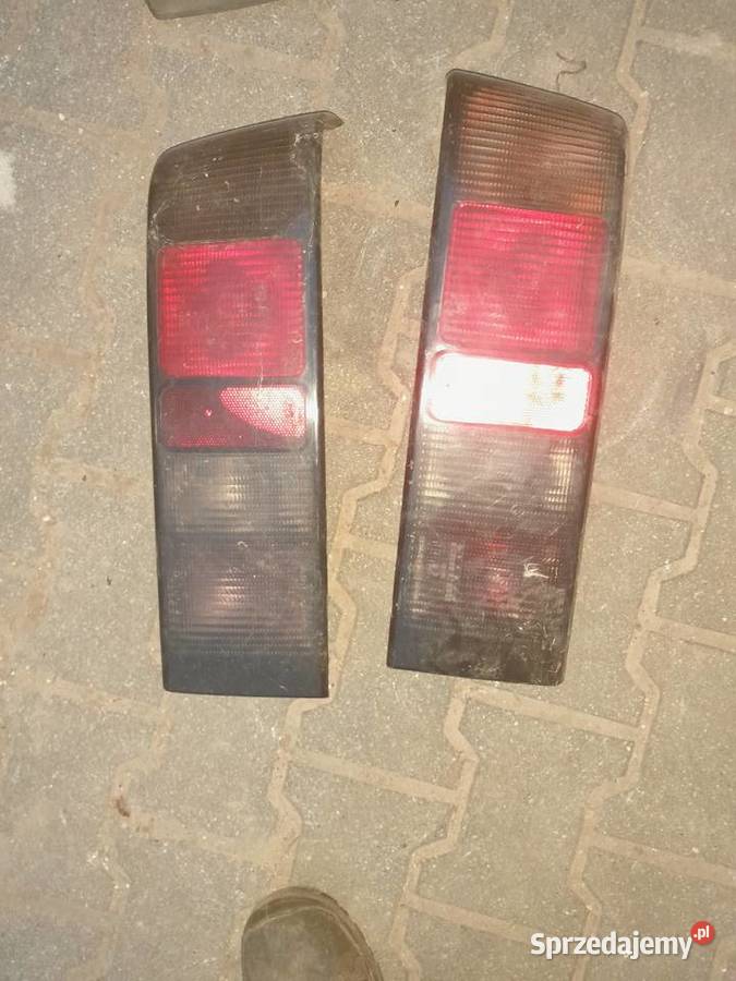Ford sierra lampy tyne uniwersalne Lampy tylne Łomża