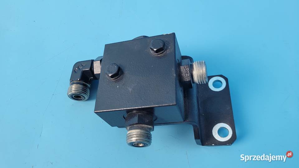 DEUTZFAHR 6130 TTV ZAWÓR 001559844 sprzedam