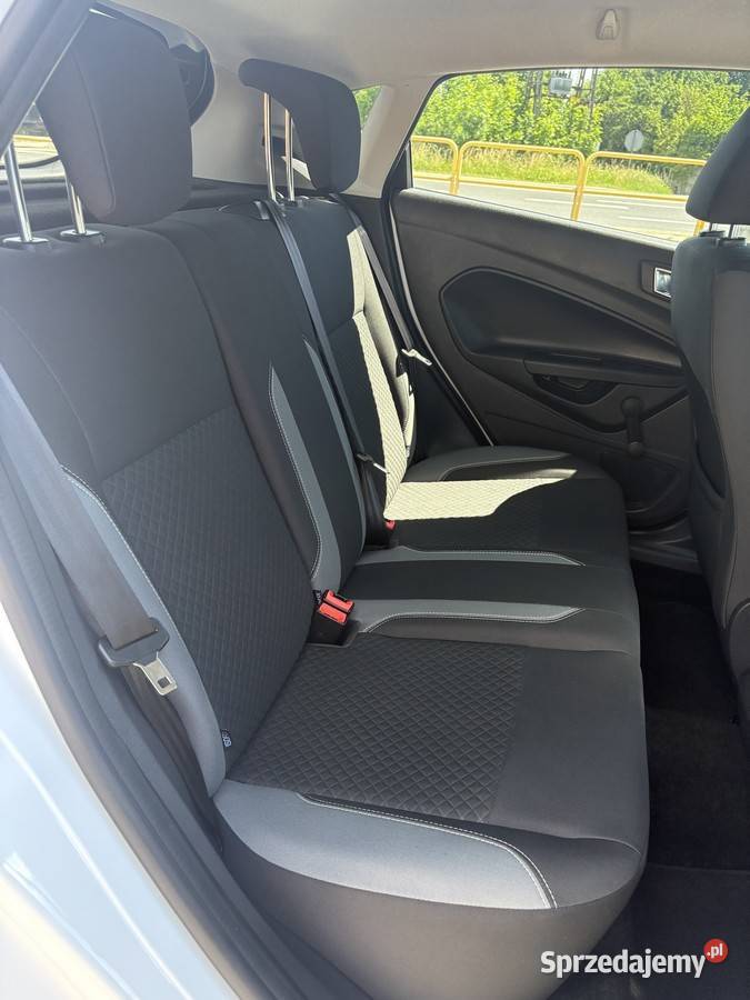 Ford Fiesta 10 benzyna 100 Automat wielofunkcyjna kierownica Dolna Grupa