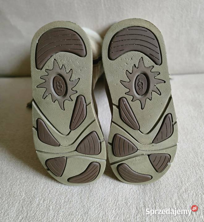 Eleganckie damskie kozaki zimowe UGG W Plumdale 23cm Gdańsk sprzedam