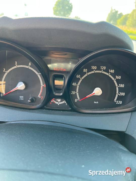 Ford Fiesta MK7 12b niski przebieg Wolsztyn