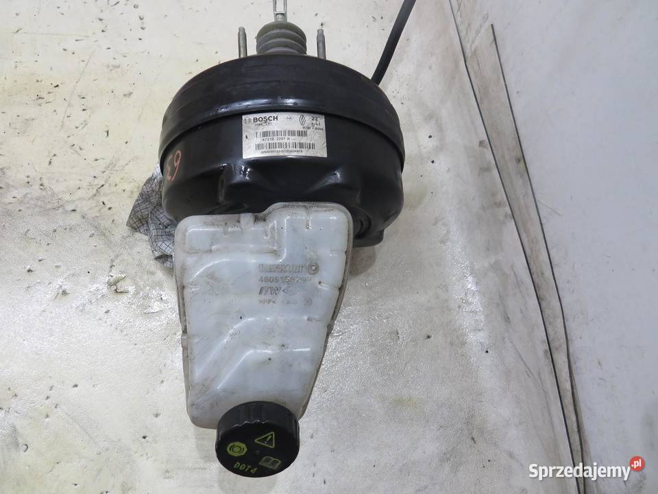 SERWO HAMULCOWE MEGANE IV 15 DCI 472102207R