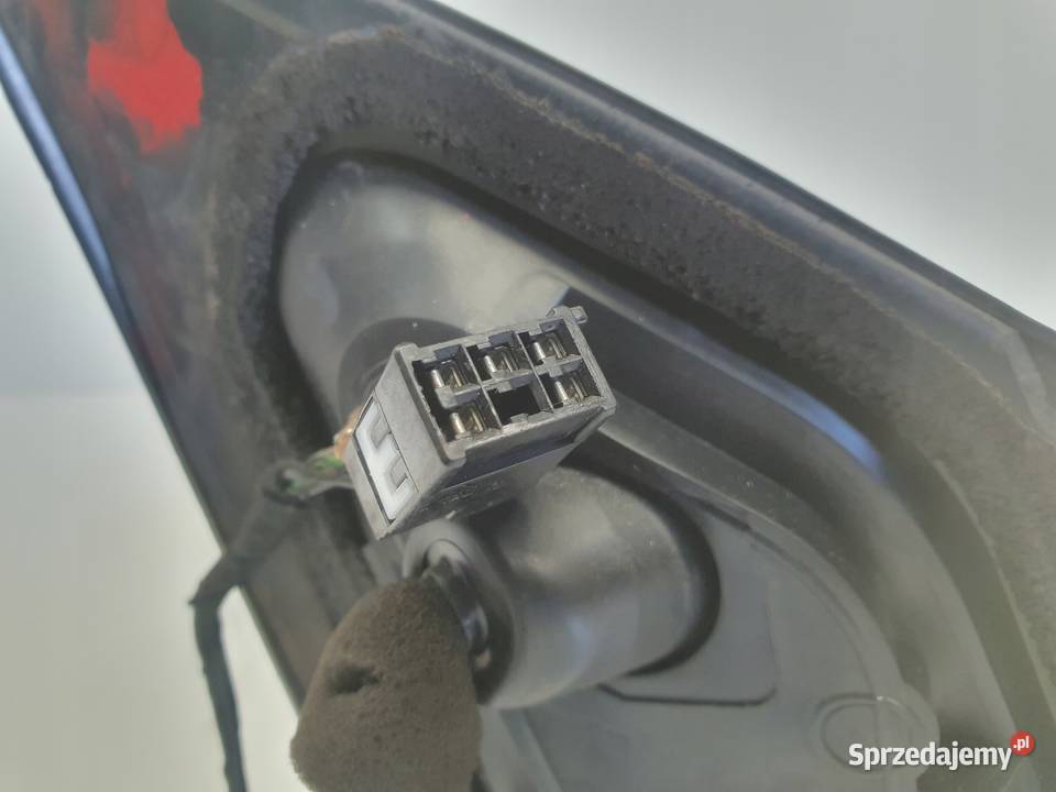 LUSTERKO Toyota Yaris II 0511r LEWE KIEROWCY