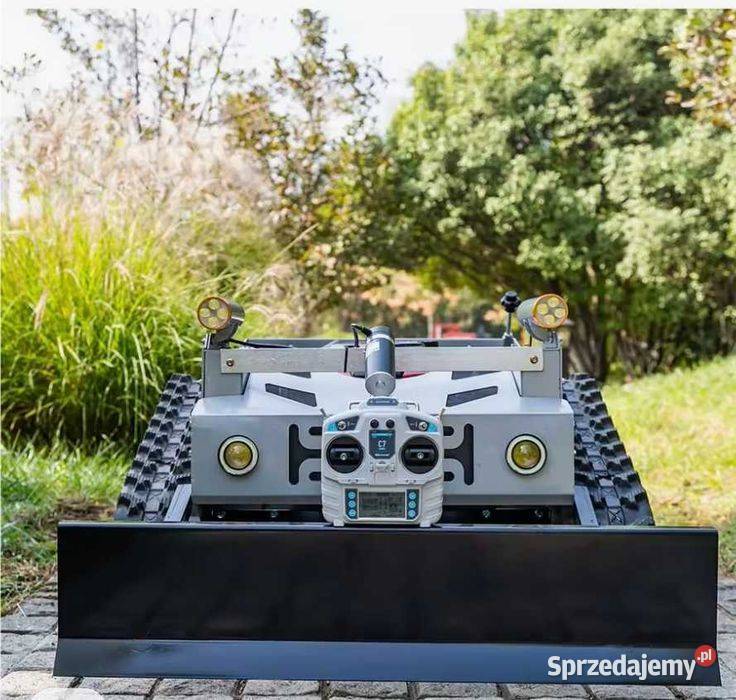 Nowa Kosiarka skarpowa spalinowa plus pług