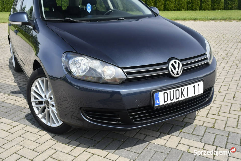 Volkswagen Golf 12Turbo benz NavigacjaKliamtr 2