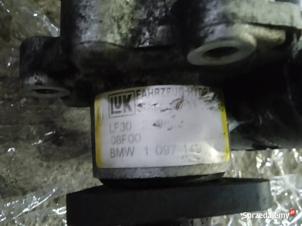 BMW E39 20i 22i 25i 28i 30i M54 M52 POMPA osobowe Przemyśl