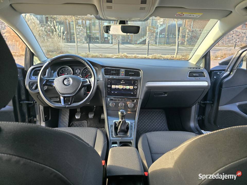 Volkswagen Golf Trendline 2019 FV23 manualna mazowieckie Sochaczew