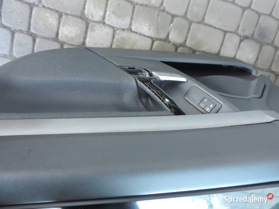 DRZWI PRAWY PRZÓD OPEL VECTRA C SEDAN Z20R Rok produkcji 2003 Nowy Sącz