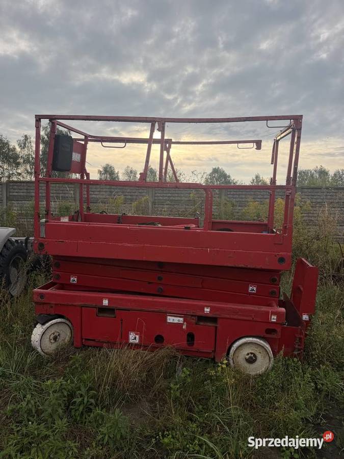 zwyżka nożycowa Haulotte Compact 10 podnośnik Rok produkcji 2003 Działoszyn sprzedam