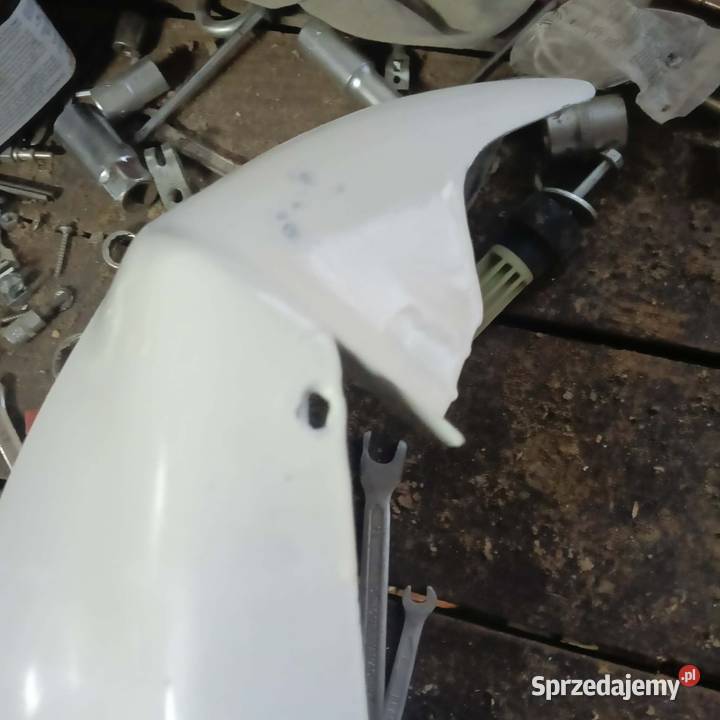Plastiki peugeot tkrtrekker Złoczew