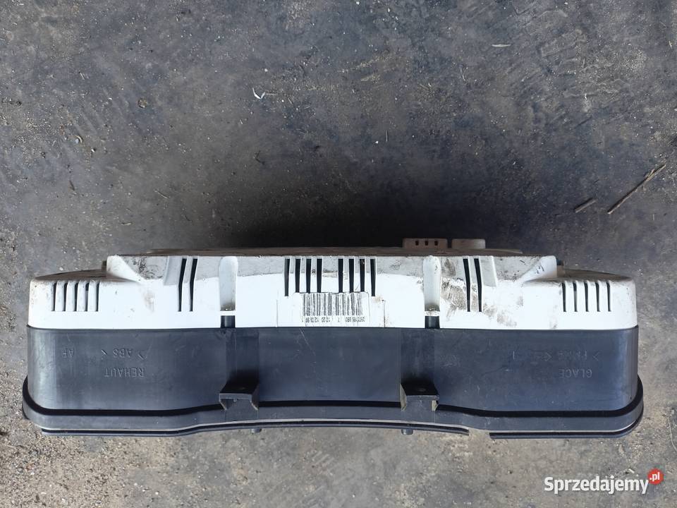 Licznik zegary obrotomierz VW Passat B5 Tarnobrzeg
