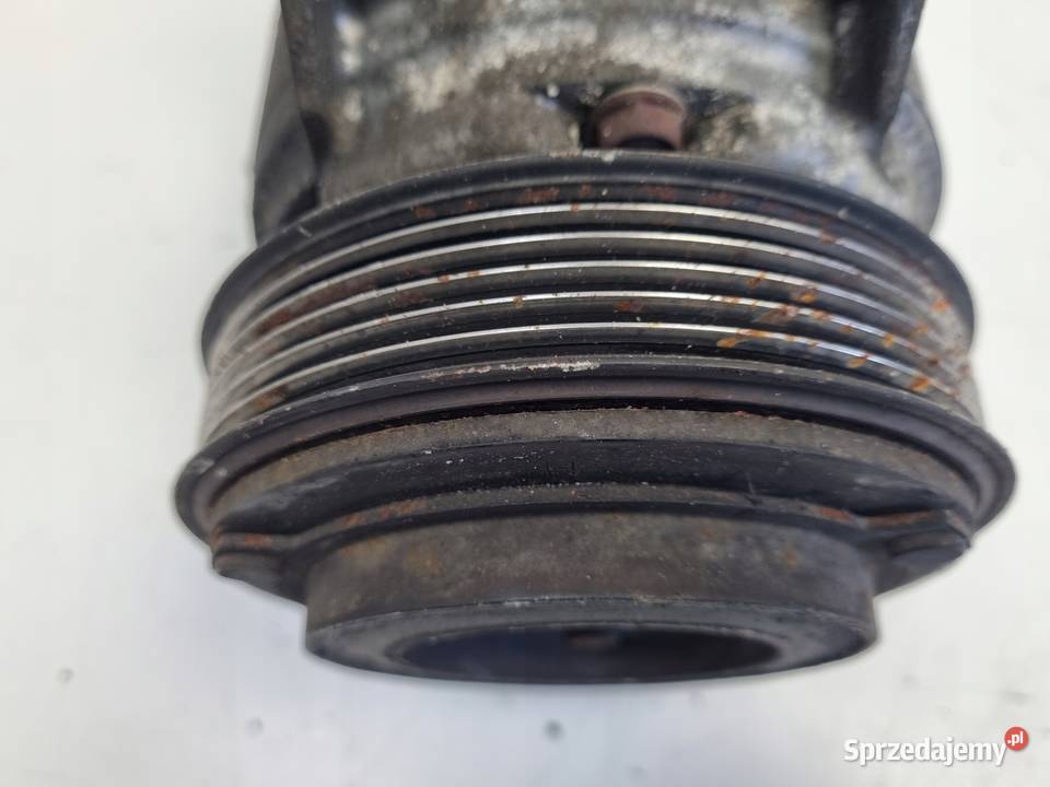 Volvo V70 III XC70 II 24 D5 SPRĘŻARKA Kompresory klimatyzacji