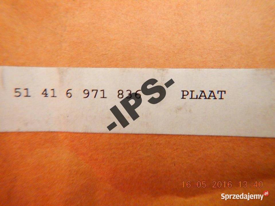 OSŁONA KLAMKI DRZWI PRAWYCH BMW E87 NOWA
