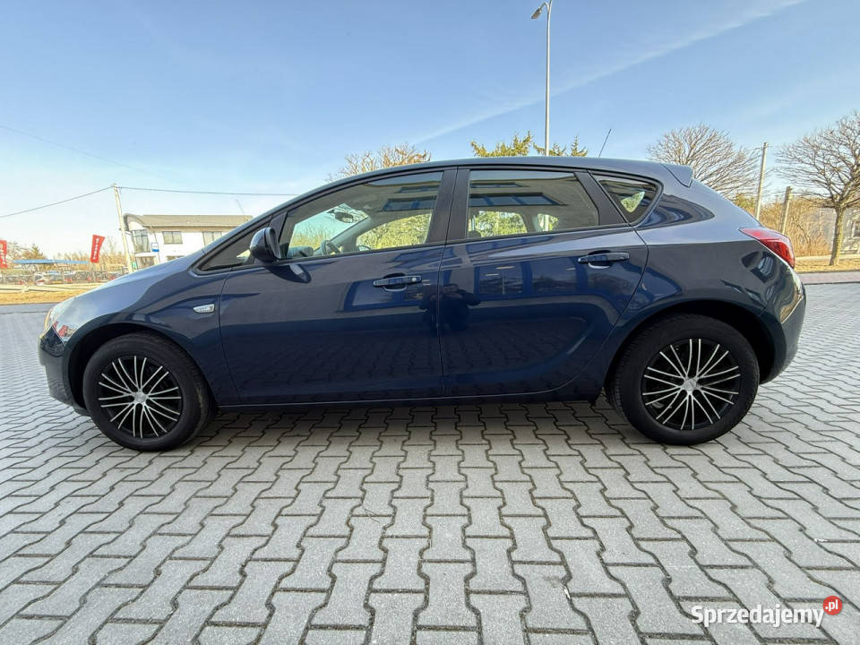 Opel Astra Opel Astra IV 14B 2011r Hatchback gniazdo USB Astra Sokołów Podlaski