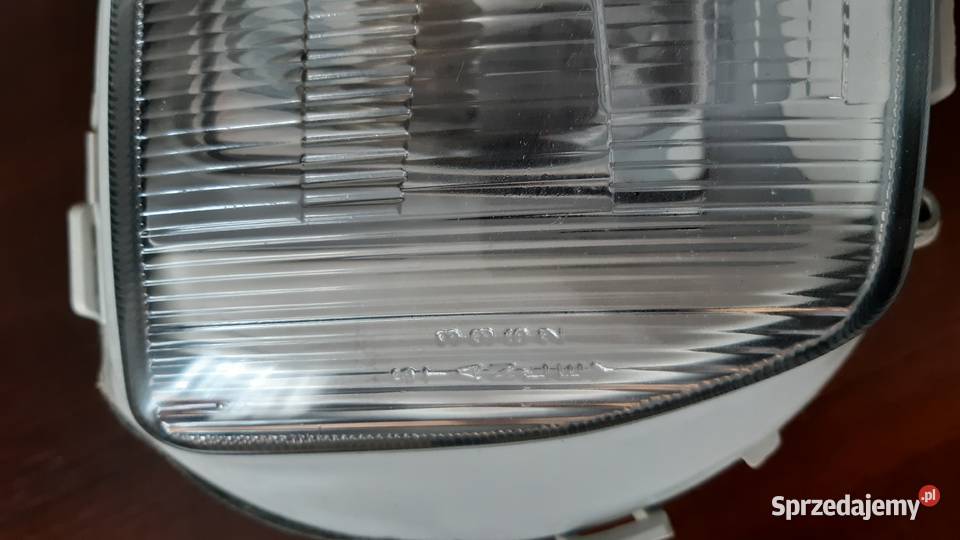 Lampa reflektor honda cbr 600 f1 pc 19 sprzedam