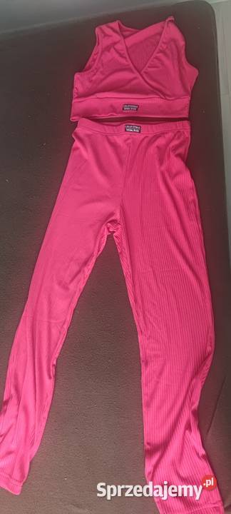 Nowy komplet różowy mazowieckie Warszawa