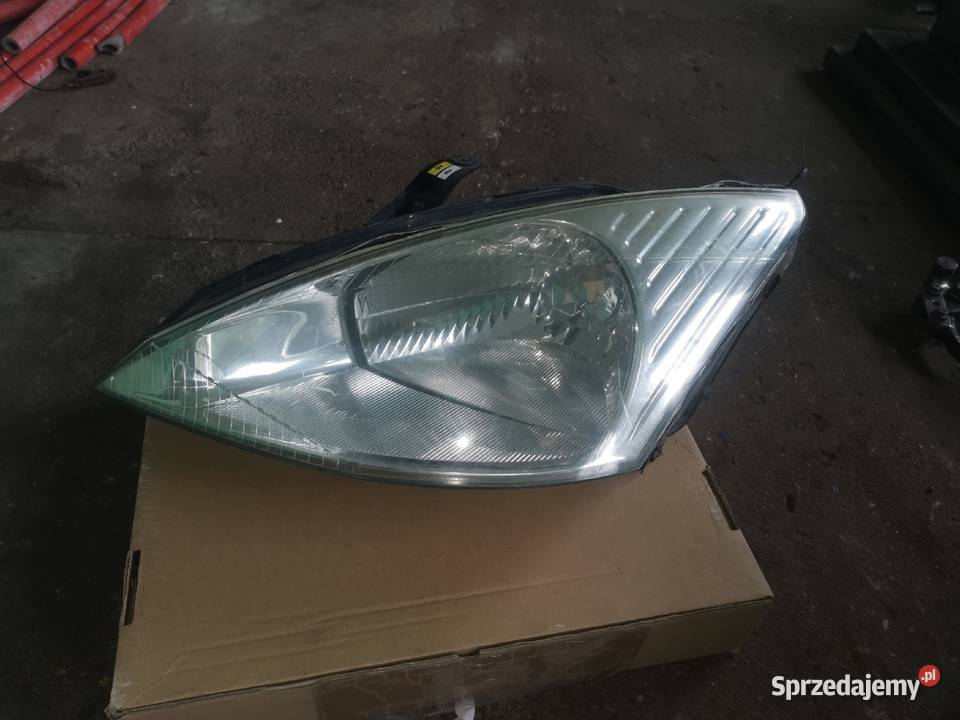 Lampa przednia prawa Ford Focus dolnośląskie Chojnów