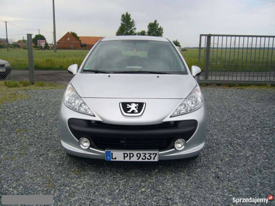 Nieuszkodzony Peugeot srebrny wielkopolskie