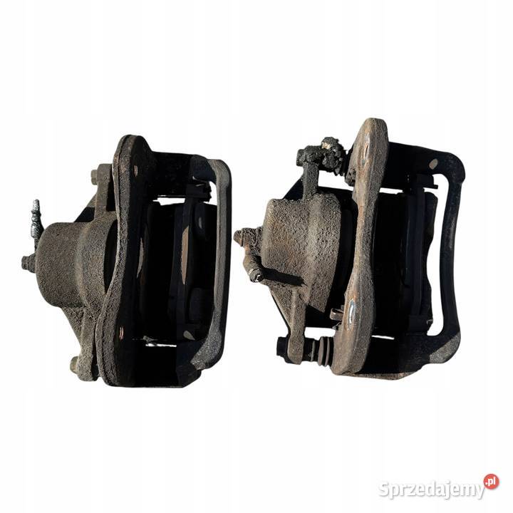 Zacisk jarzmo hamulca prawe Kia Sportage II 2 Zaciski i jarzma Barłogi