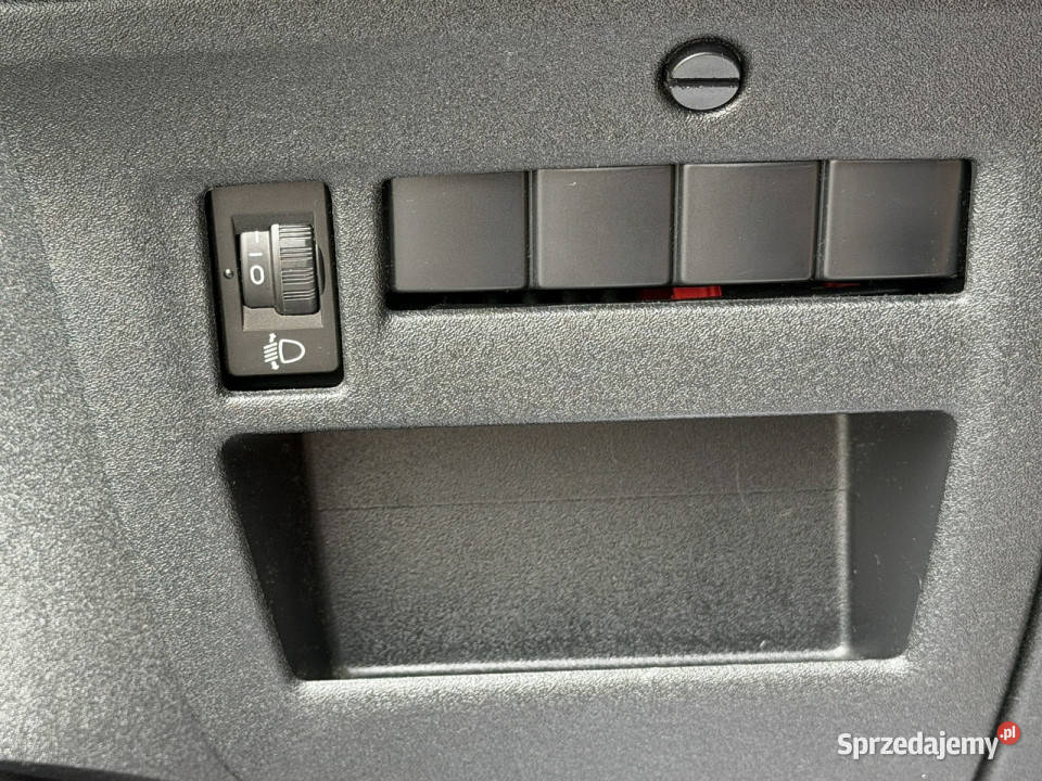 Citroen C4 14i 88 TempomatKlimaNagłośnienie elektryczne lusterka Węgrów