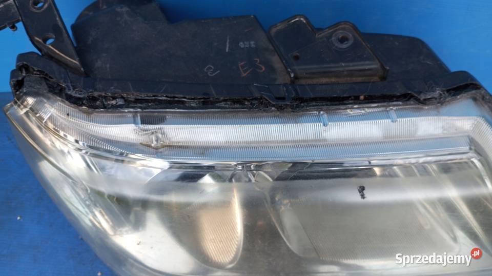 LAMPA PRAWY PRZÓD XENON SUZUKI VITARA II 0814