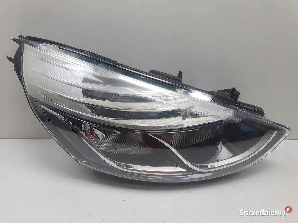 Renault Clio IV 1216r PRZEDNIA LAMPA PRAWA prawy osobowe Janów