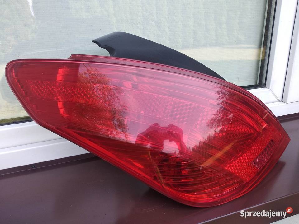Peugeot 308 T7 hatchback lampa tył tylna lewa osobowe Sieradz sprzedam