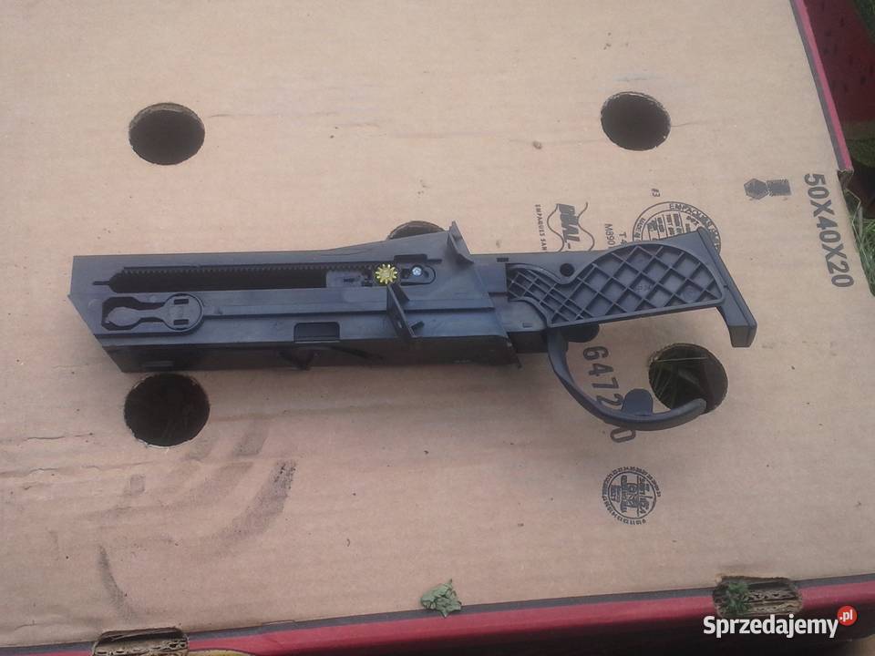 Ford Mondeo mk3 uchwyt na kubek 1S7113564A zachodniopomorskie Dębno