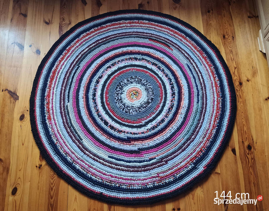 Dywan okrągły średnica 144 rękodzieło zero waste Łódź