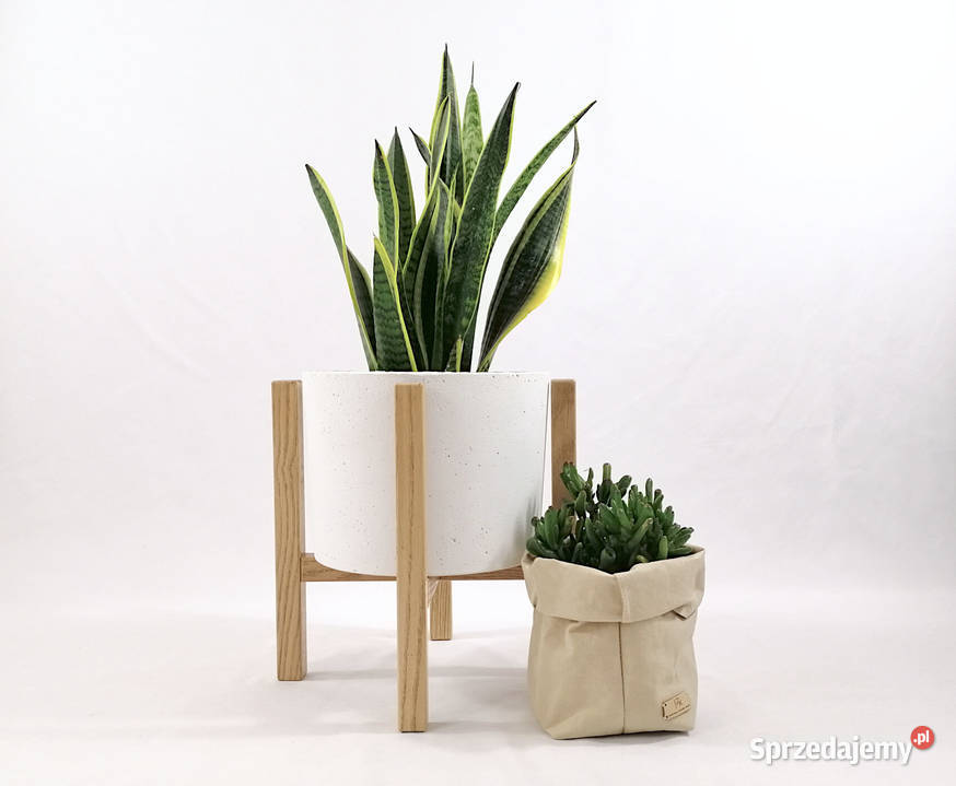 Kwietnik loft drewniany na nózkach