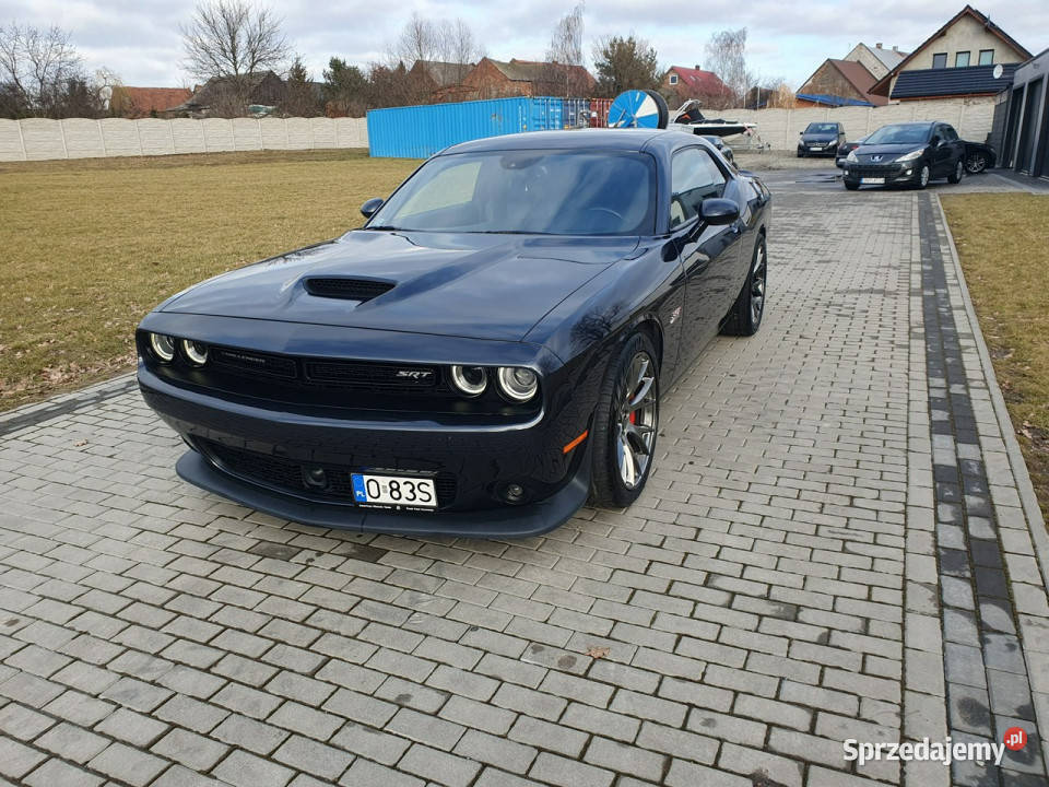 Dodge Challenger 64 Hemi 392 Pełny SRT Brembo wspomaganie kierownicy Strobice sprzedam
