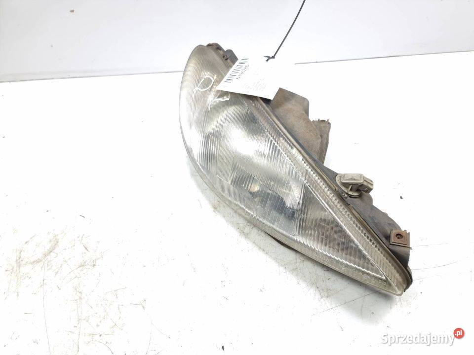 LAMPA PRAWA PRZÓD PEUGEOT 206 Lipno