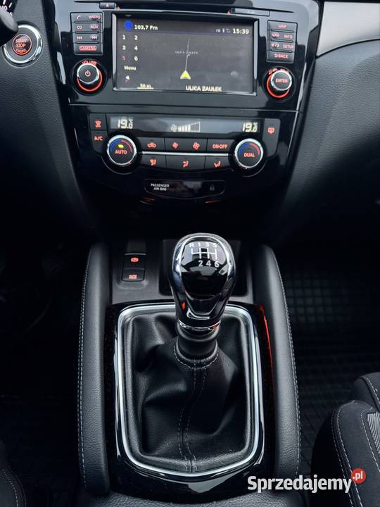 Nissan Qashqai wersja NCONNECTA czujnik zmierzchu mazowieckie Warszawa