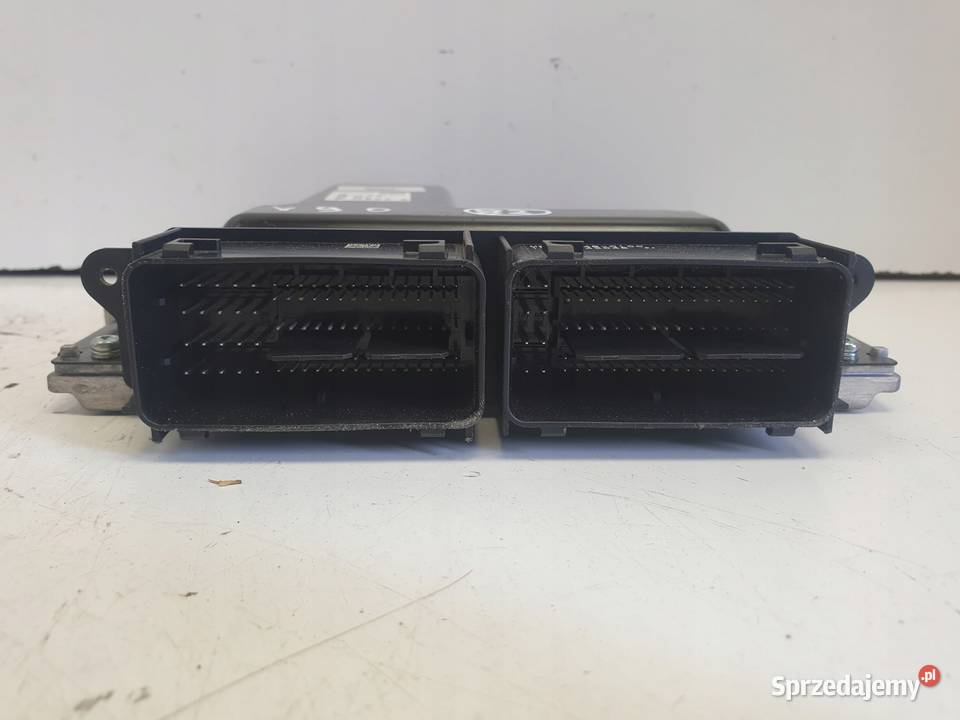 Volvo V60 II 20 D4 STEROWNIK SILNIKA komputer